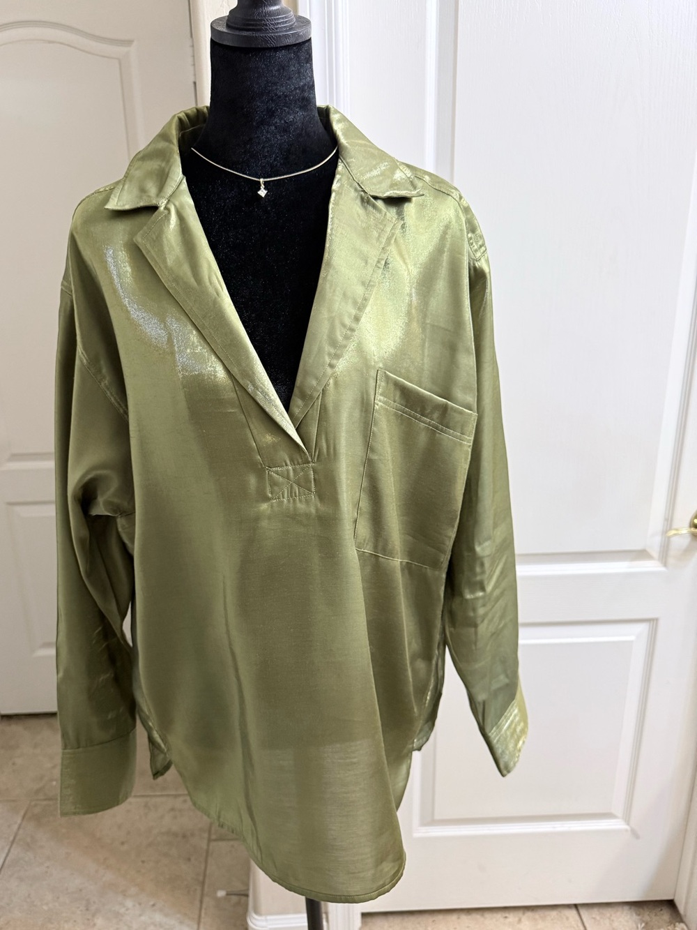 Pilcro Anthropologie Olive Green Shine Satin Blouse M - Picture 2 of 11